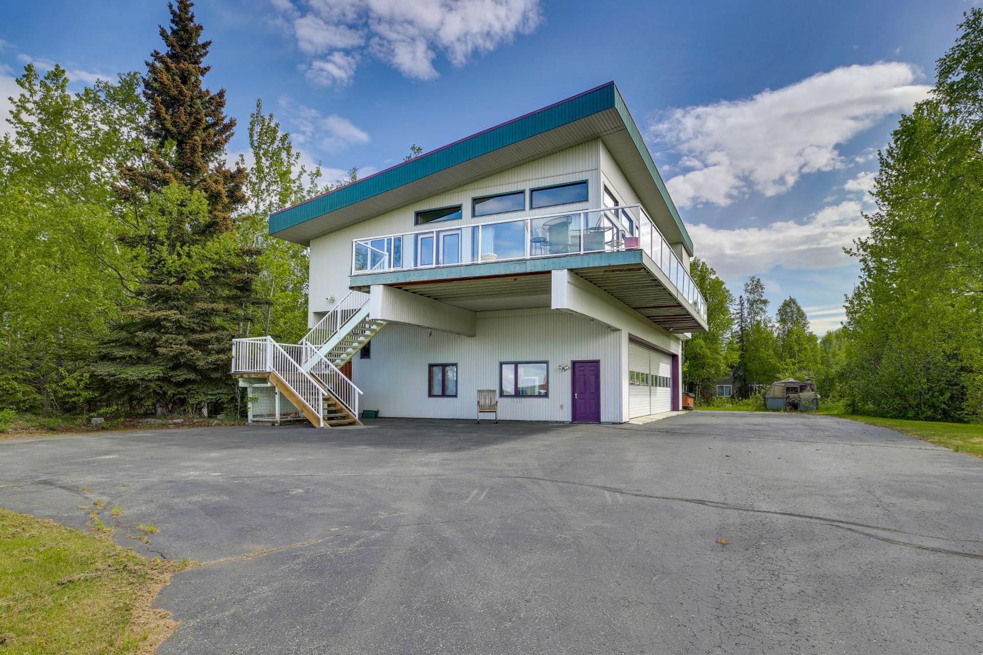 Spacious Family Home With Deck And Million-Dollar View Άνκορατζ Εξωτερικό φωτογραφία